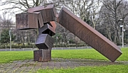 Chillida-1971-Monumento.jpg