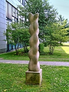Moessmer-1990-Stele-02.jpg