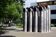 Graesel-1974-West-LB_drei_Funktionsskulpturen_1.jpg