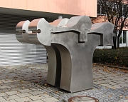 Aschauer-1970-Stahlskulptur.jpg